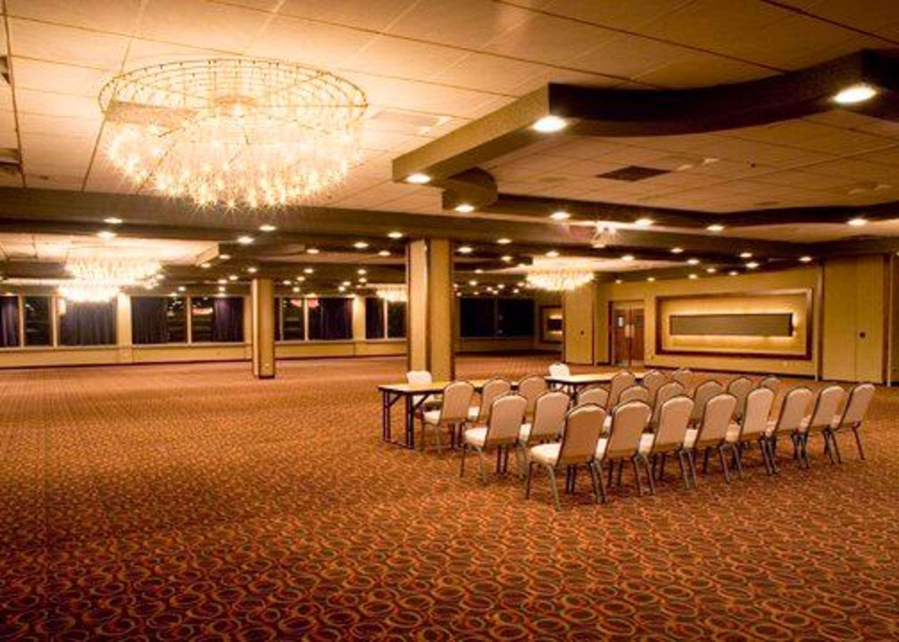 ןילקס-בארה The Woodlands Inn מראה חיצוני תמונה