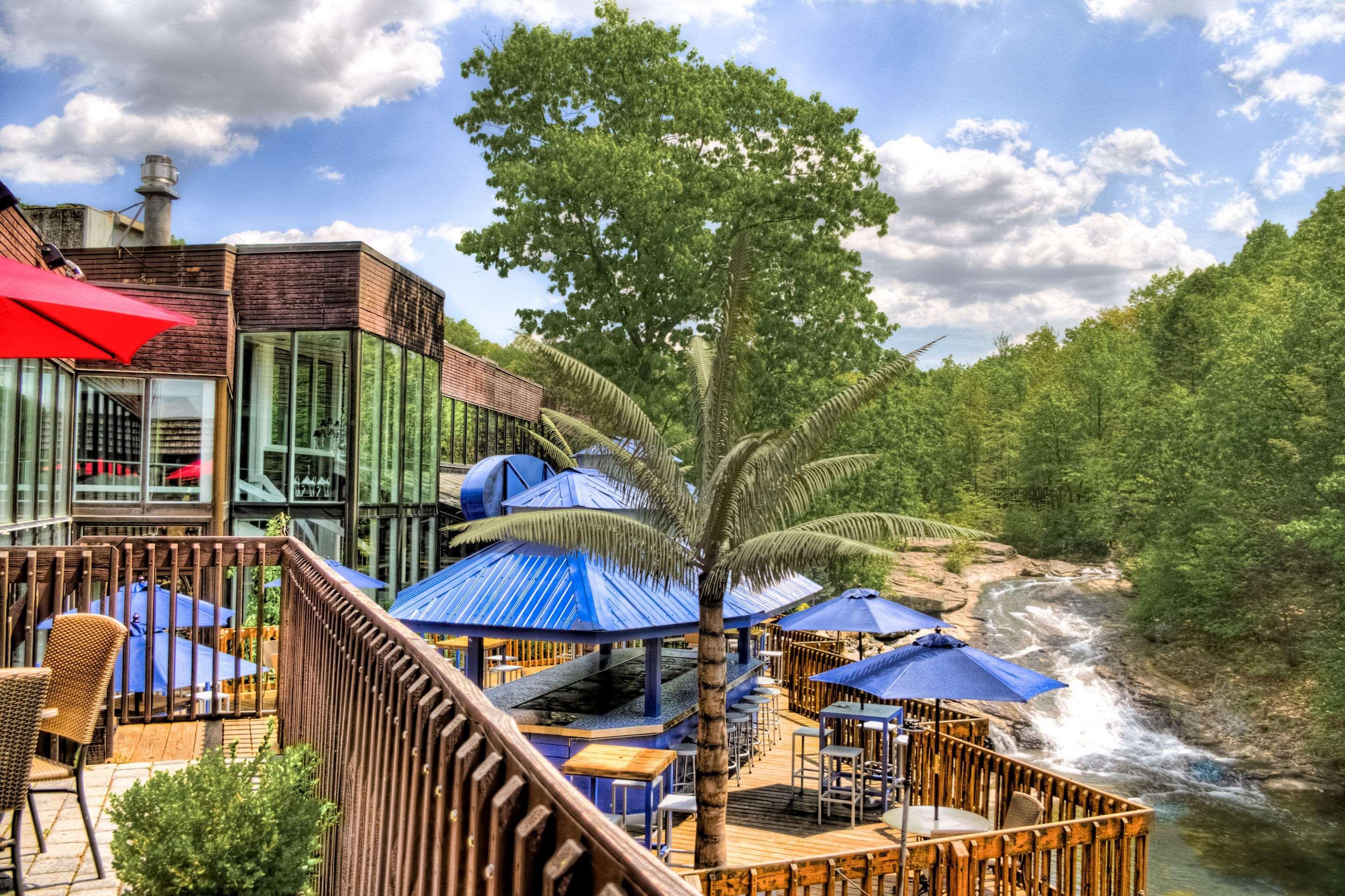 ןילקס-בארה The Woodlands Inn מראה חיצוני תמונה